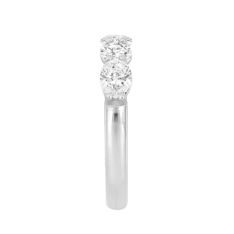 LADIES BAND 2CT ROUND/OVAL DIAMOND 14K WHITE GOLD