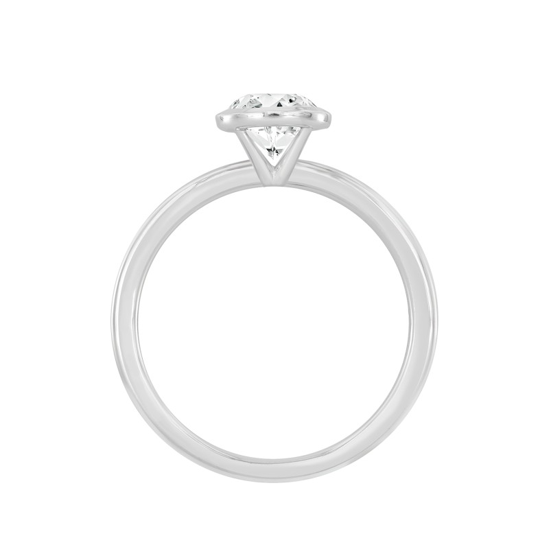 LADIES RING 2CT OVAL DIAMOND 14K WHITE GOLD (CENTER STONE OVAL DIAMOND 2CT )